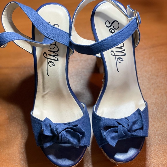 ModCloth So Me Blue Floral Heel - Picture 1 of 3